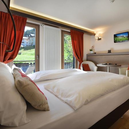 Hotel Cardo Isolaccia Esterno foto